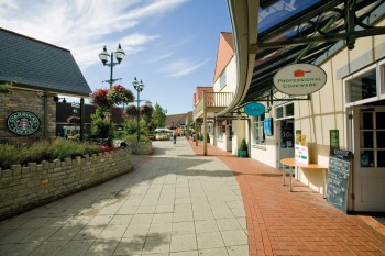 clarks shopping village street